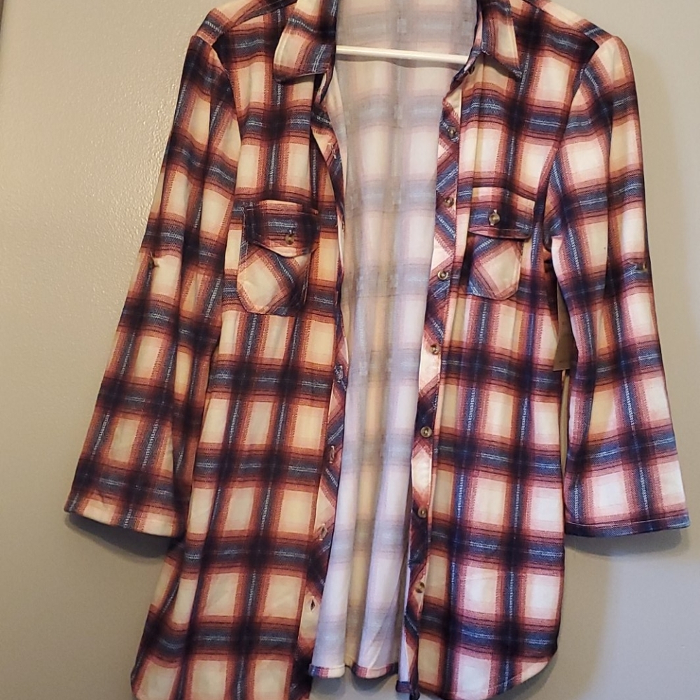 Brand New plaid shirt